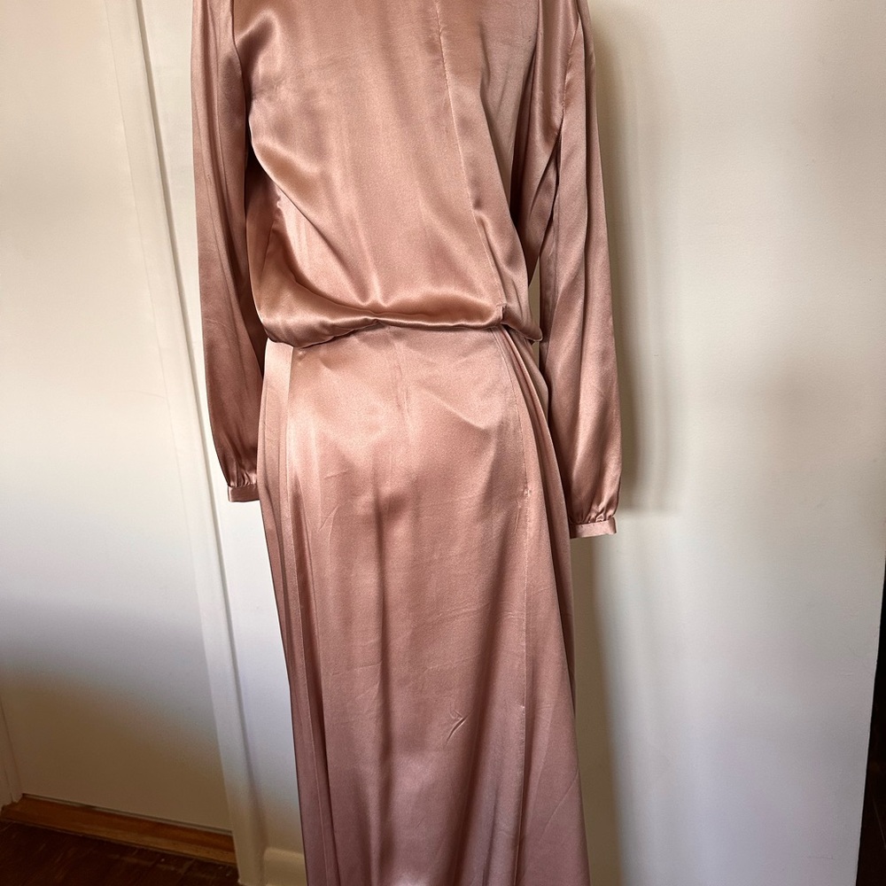 Elegant Satin Maxi Dress with Slit - Picture 3 of 4